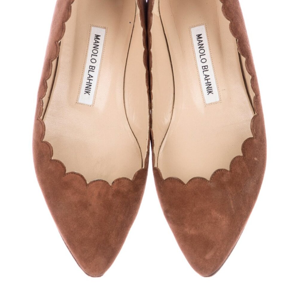 Manolo Blahnik Scalloped Brown Suede Flats, Sz 6.5